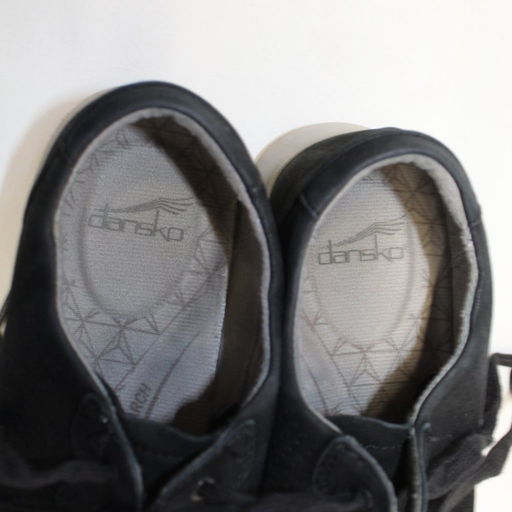 Dansko Shoes Womens 40 US 9.5 Christina Sneaker 4254100302 Black Leather Lace Up - Picture 10 of 11